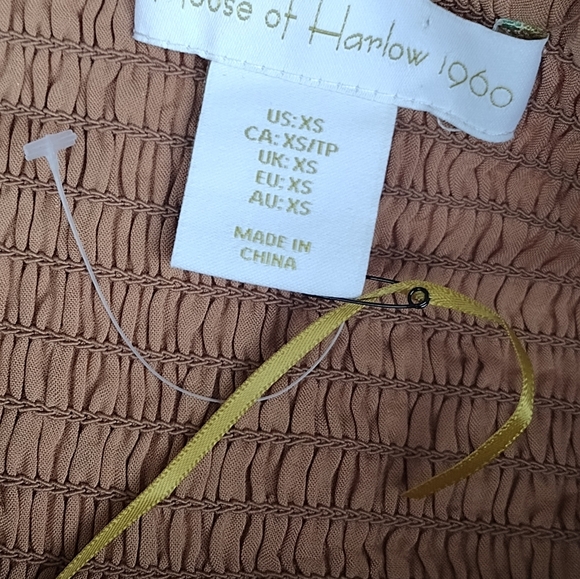 House of Harlow 1960 Desert Rose Corinne Shirred Ruffle Smocked Mini Dress XS - Picture 9 of 13